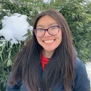 Meet your Posher, Amy